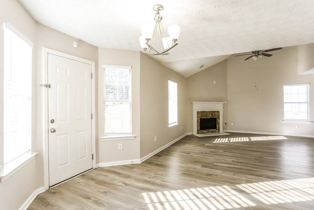 260 Toffee Ct - Photo 5 of 17