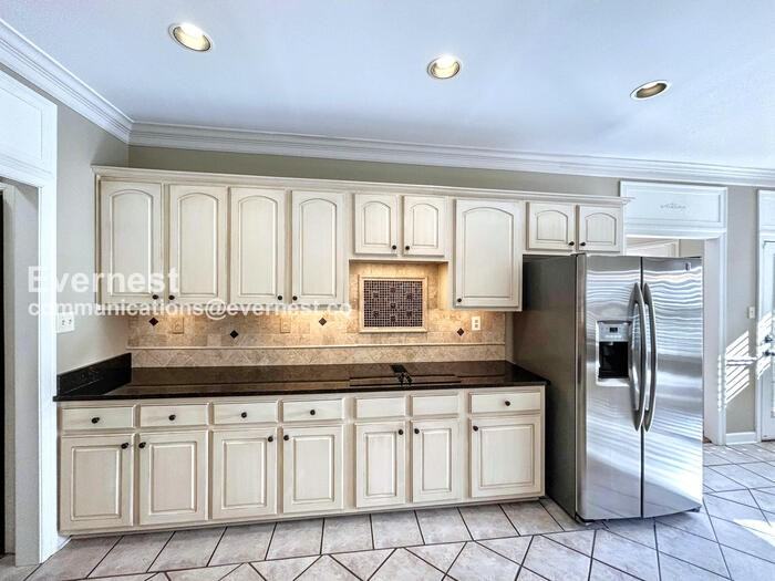 10265 Buckland Bluff Cv - Photo 3 of 40