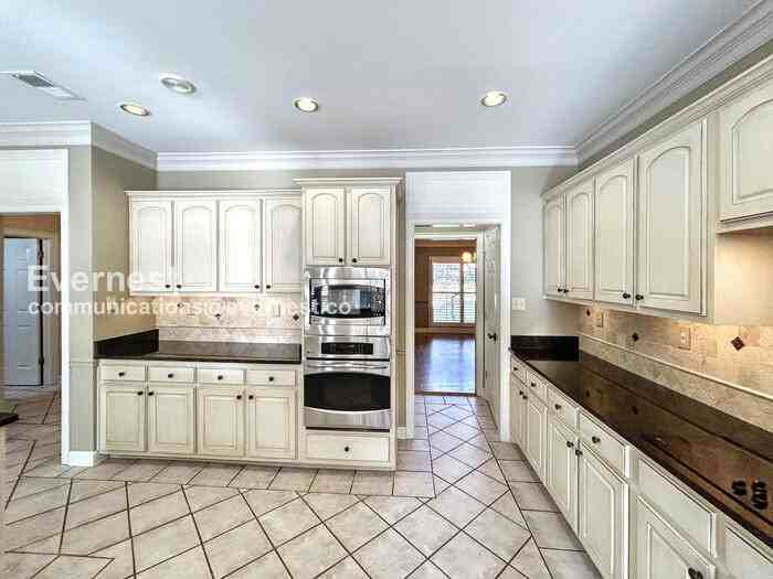 10265 Buckland Bluff Cv - Photo 4 of 40