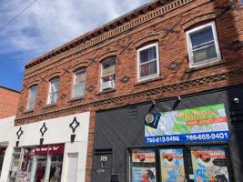 featured image of 375 North Walnut Street #2