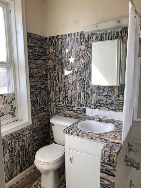 375 North Walnut Street #2 - Photo 5 of 7