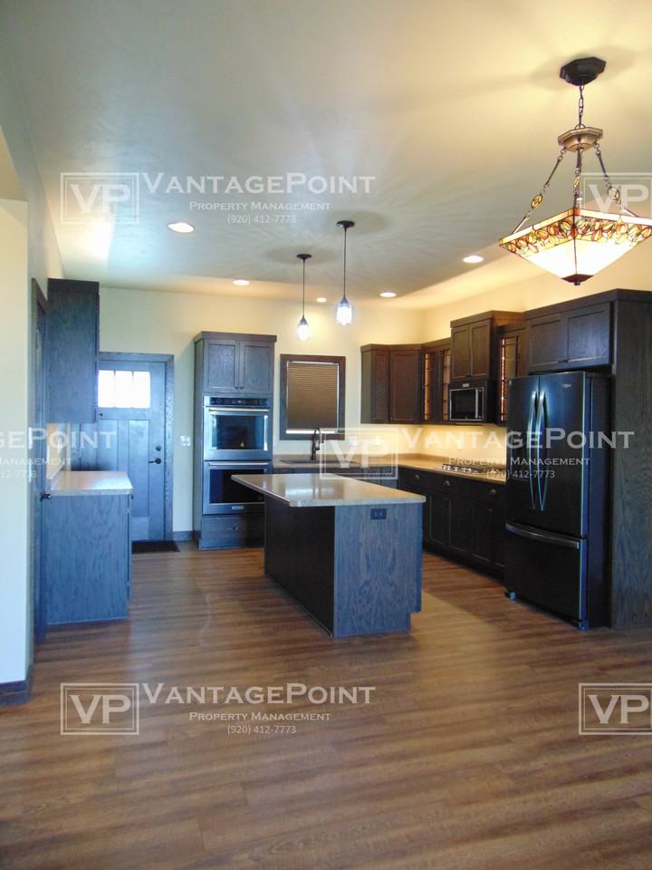 422 Hammen Court #422 - Photo 3 of 21