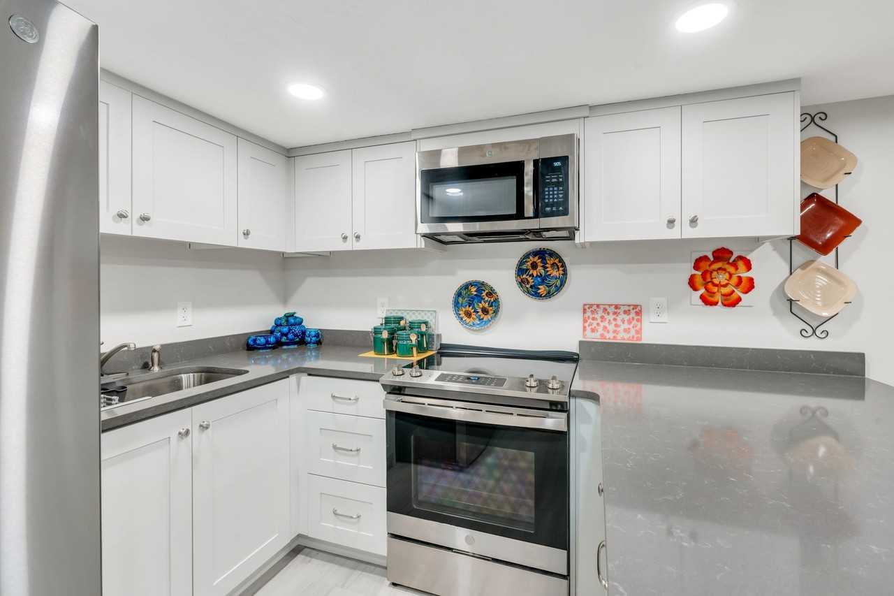 274 3rd Street - Photo 2 of 15