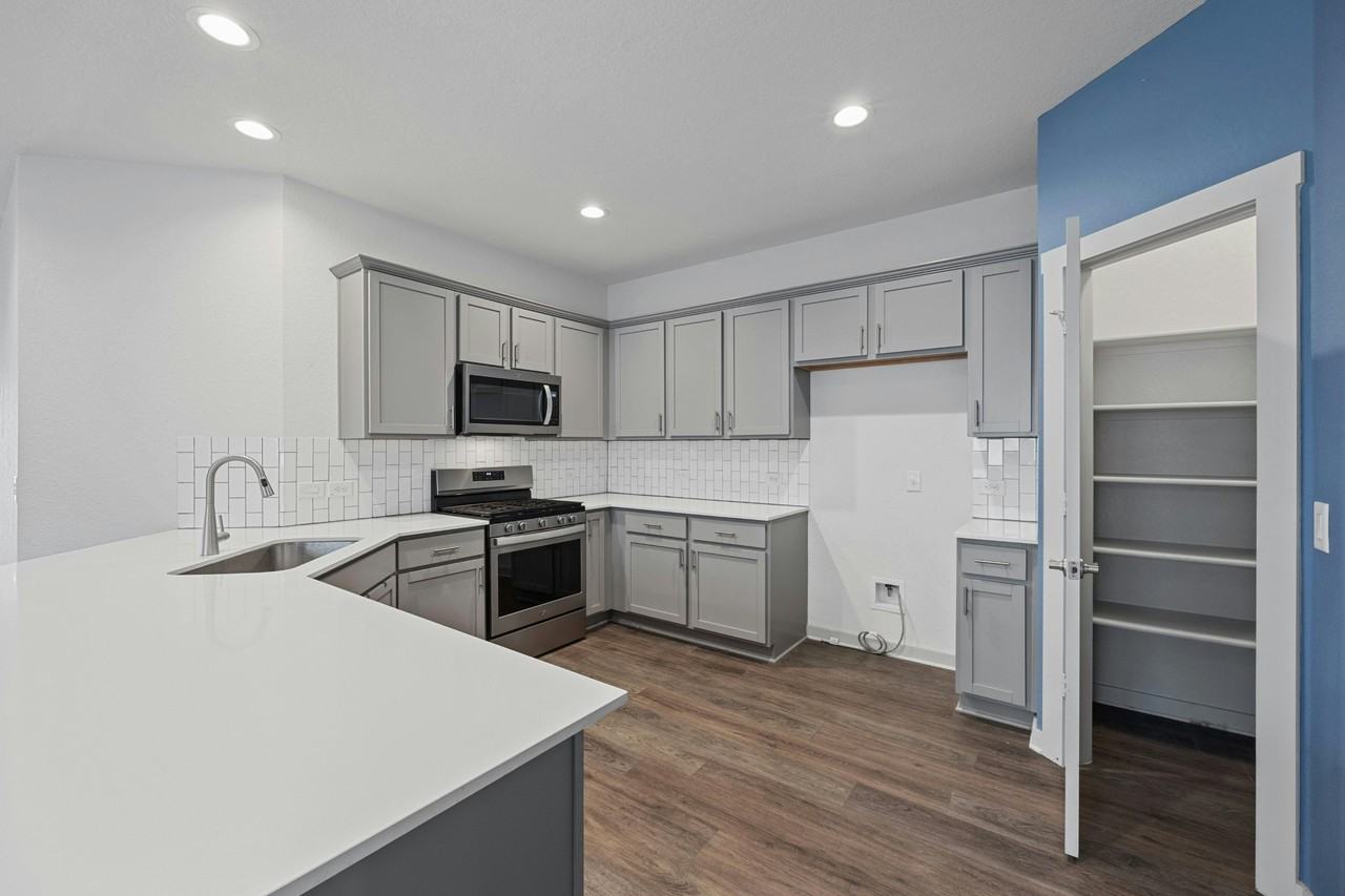 141 Parryi Cove #1 - Photo 4 of 20