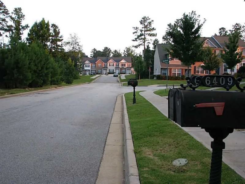 6409 Olmadison Pl - Photo 3 of 18