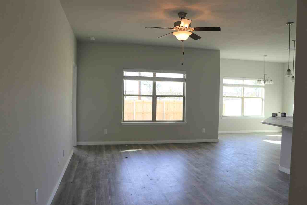 612 Parkfield Lane #1 - Photo 5 of 14