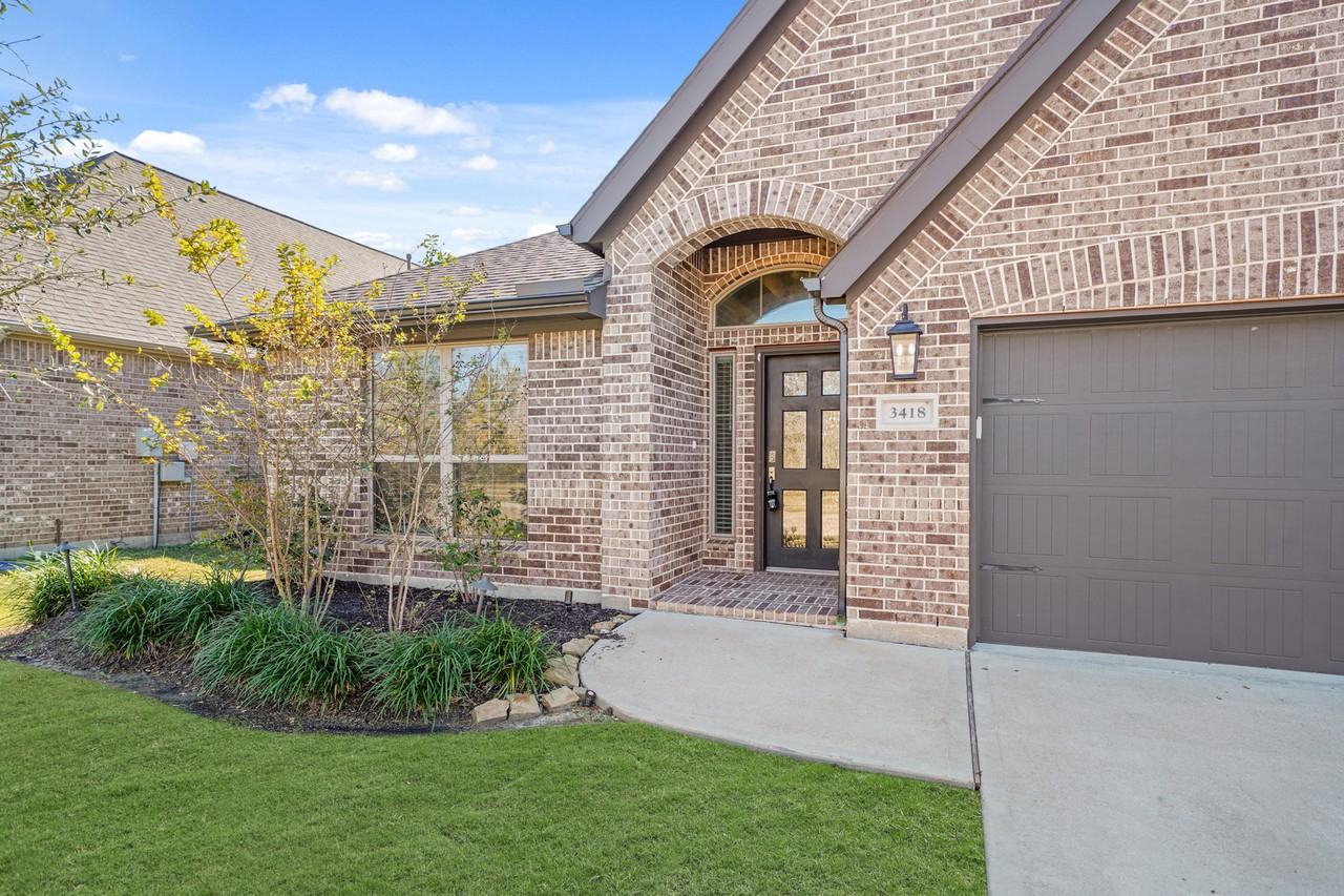 3418 Zuse St #1 - Photo 3 of 28