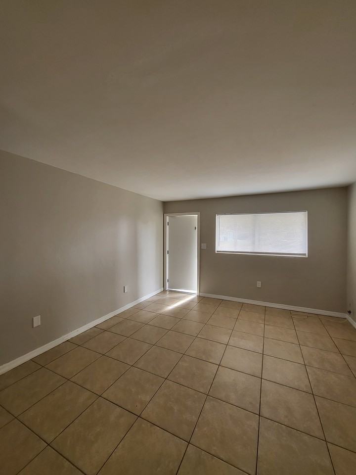 2341 Dora Street #2341 - Photo 4 of 10