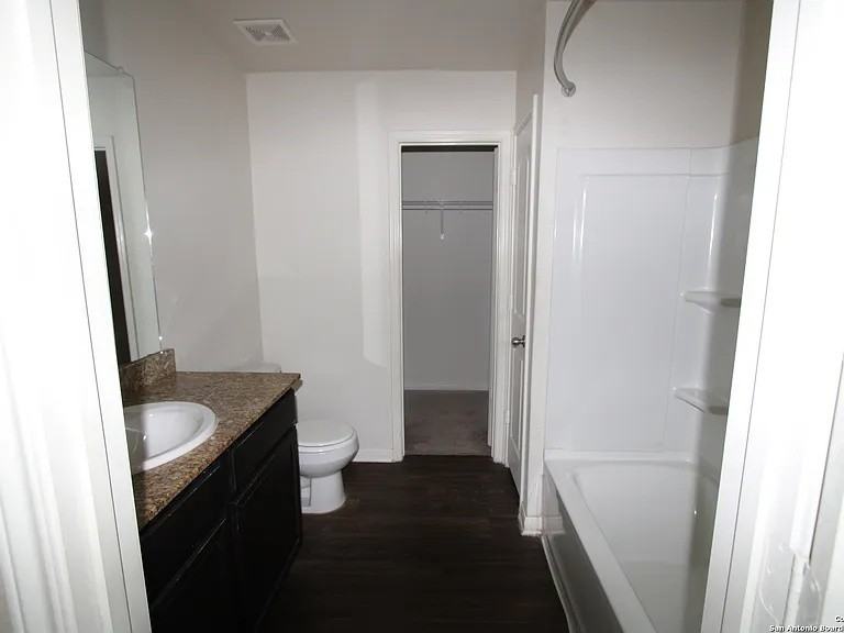 6135 Lakefront #1 - Photo 4 of 10