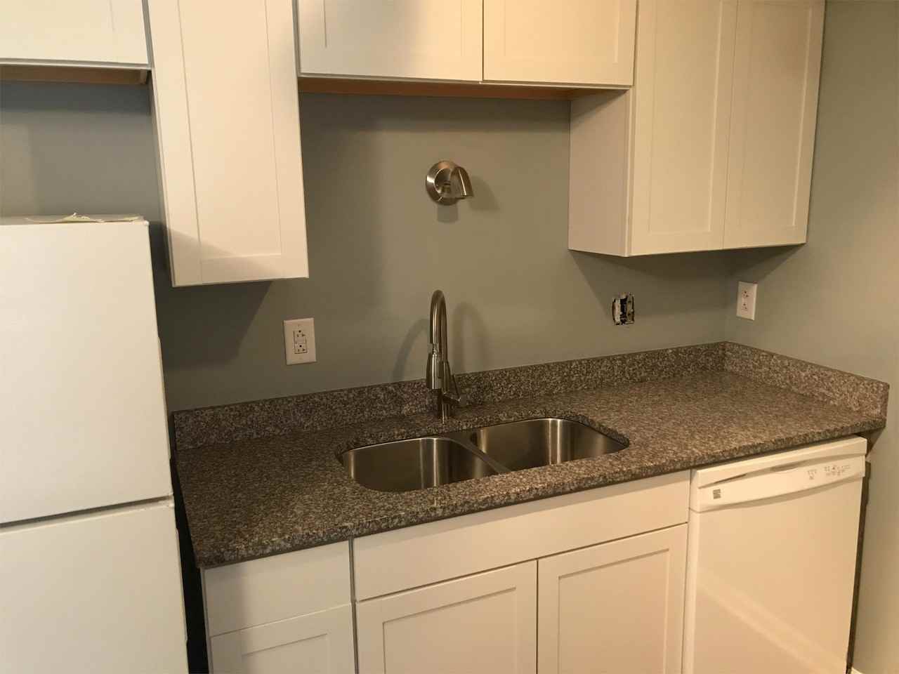 2494 Etiwan Ave #L4 - Photo 2 of 10