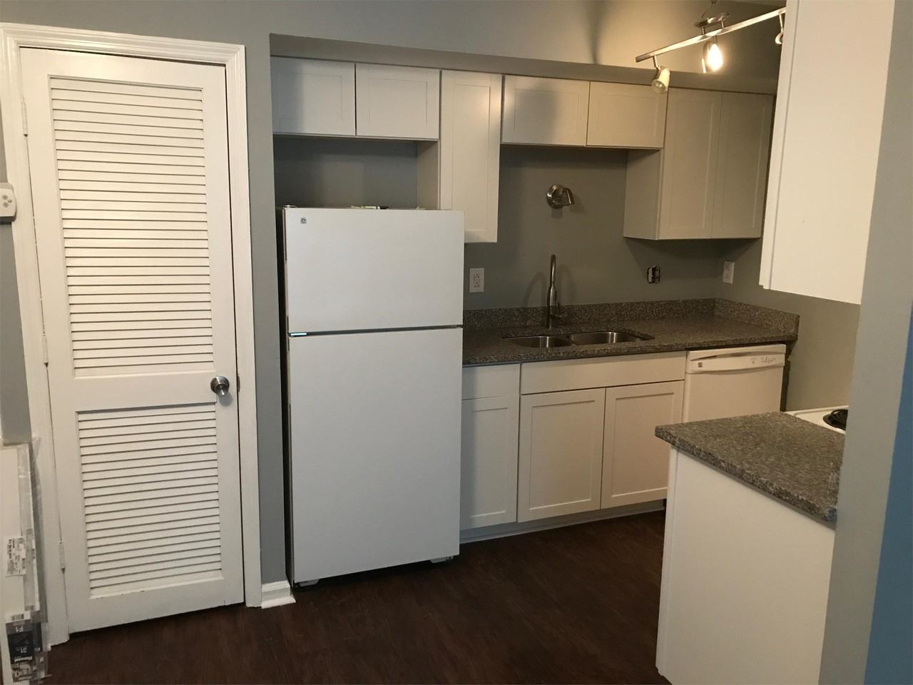 2494 Etiwan Ave #L4 - Photo 3 of 10