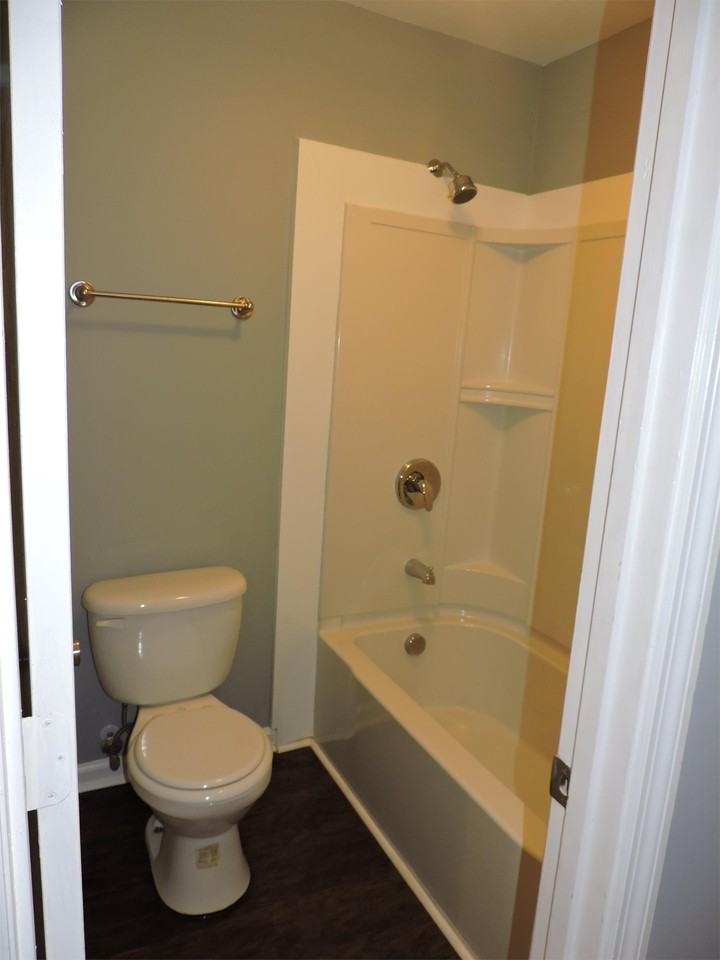 2494 Etiwan Ave #L4 - Photo 6 of 10