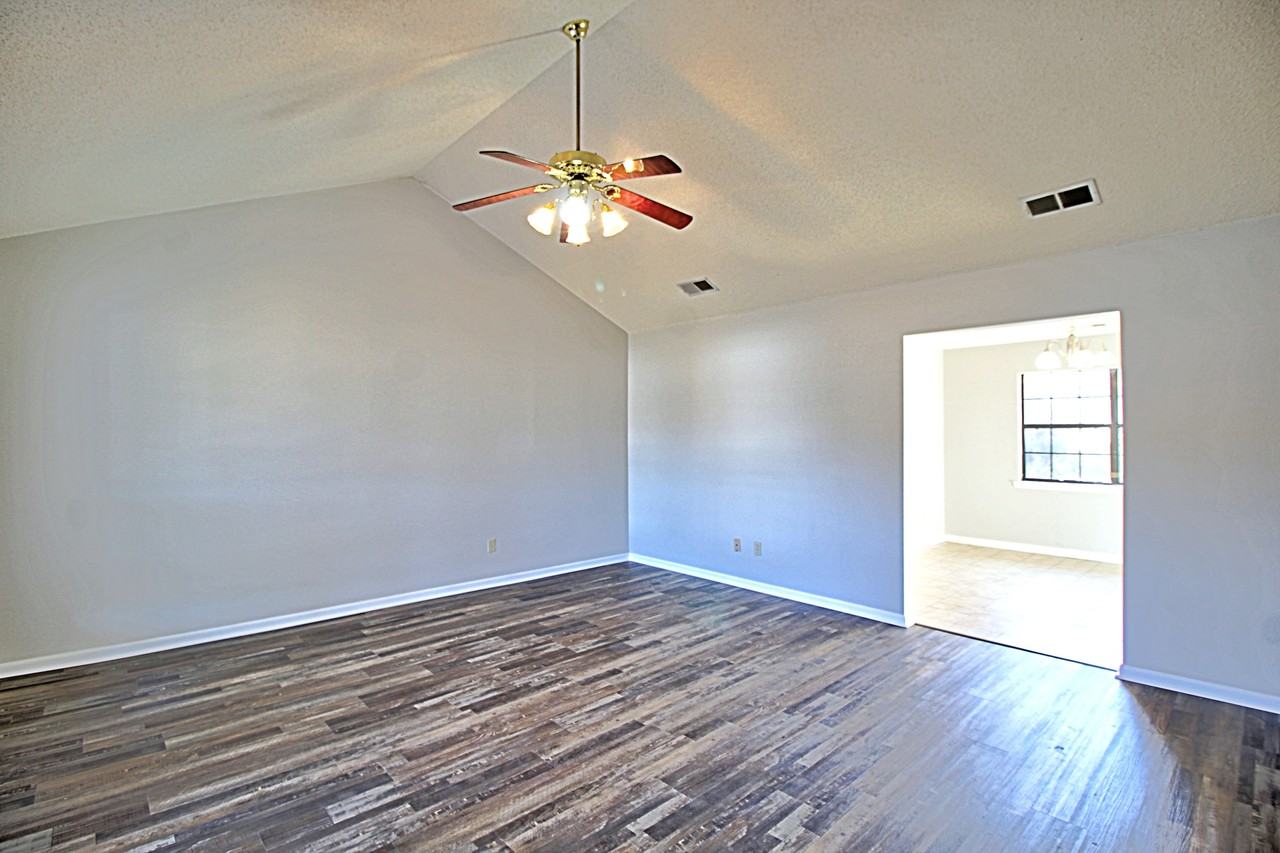 942 Gulfstream Rd #1 - Photo 2 of 38