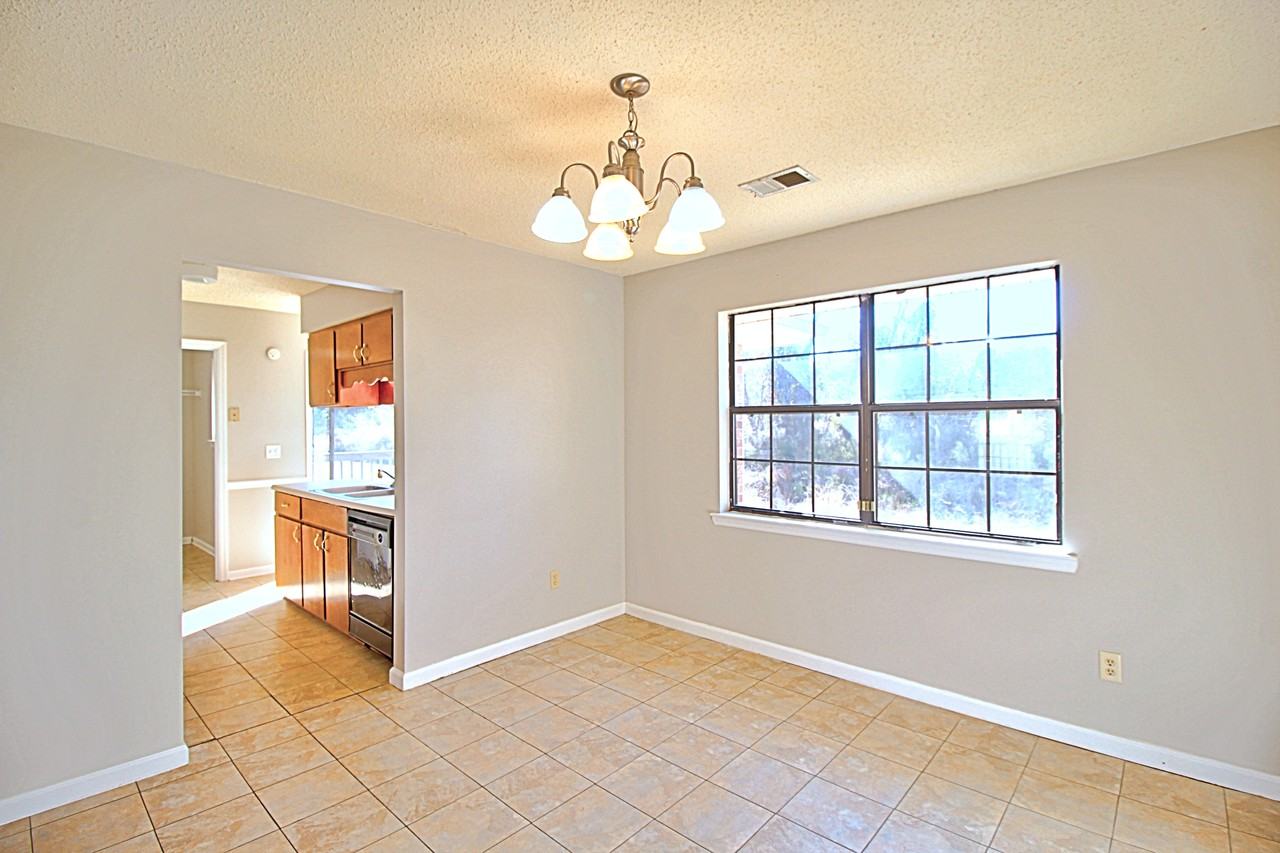 942 Gulfstream Rd #1 - Photo 7 of 38