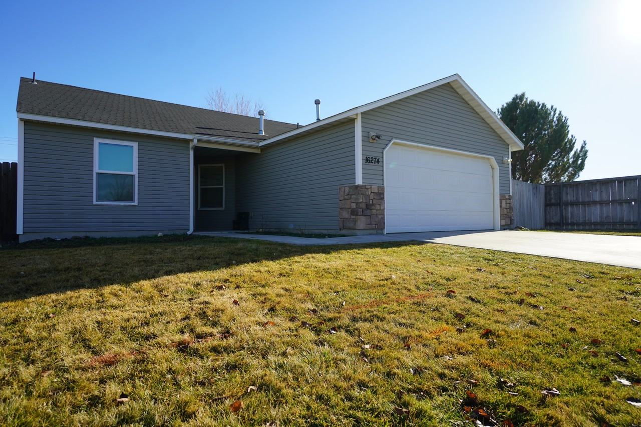 16274 Silver Creek Avenue #1 - Photo 4 of 50