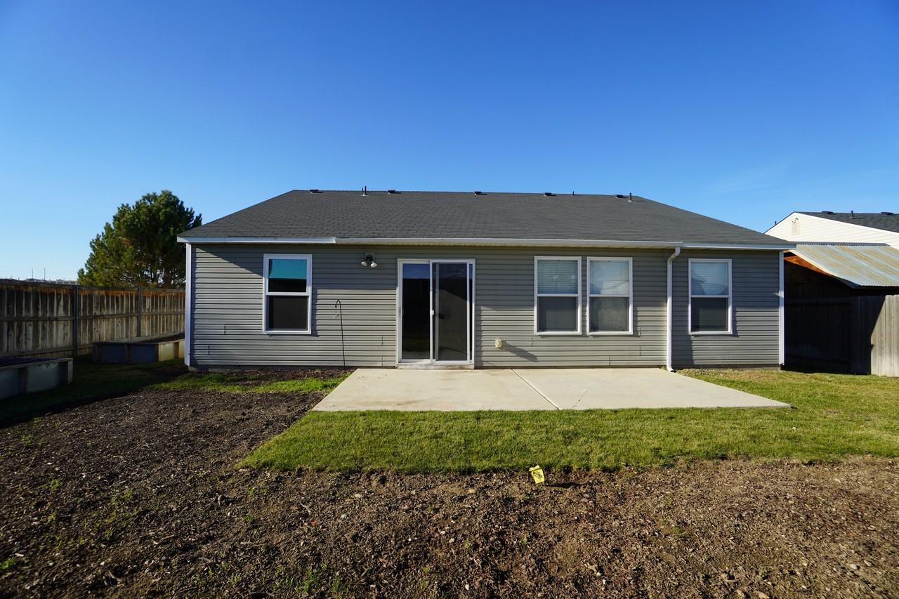 16274 Silver Creek Avenue #1 - Photo 6 of 50