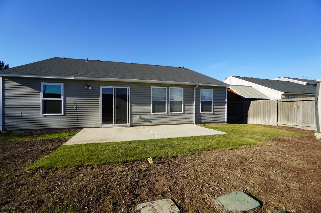 16274 Silver Creek Avenue #1 - Photo 7 of 50