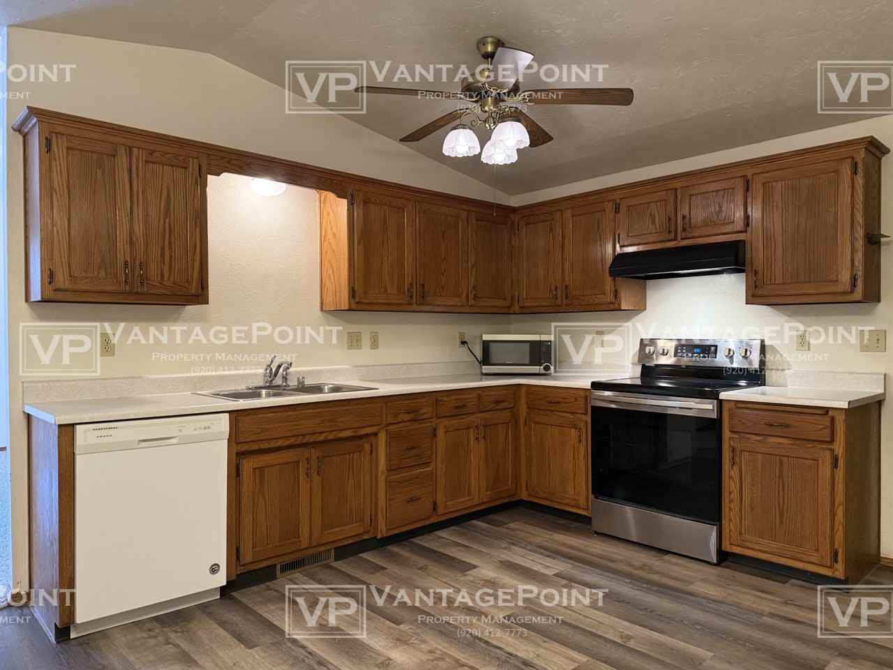 2511 Sun Terrace #2511 - Photo 7 of 18