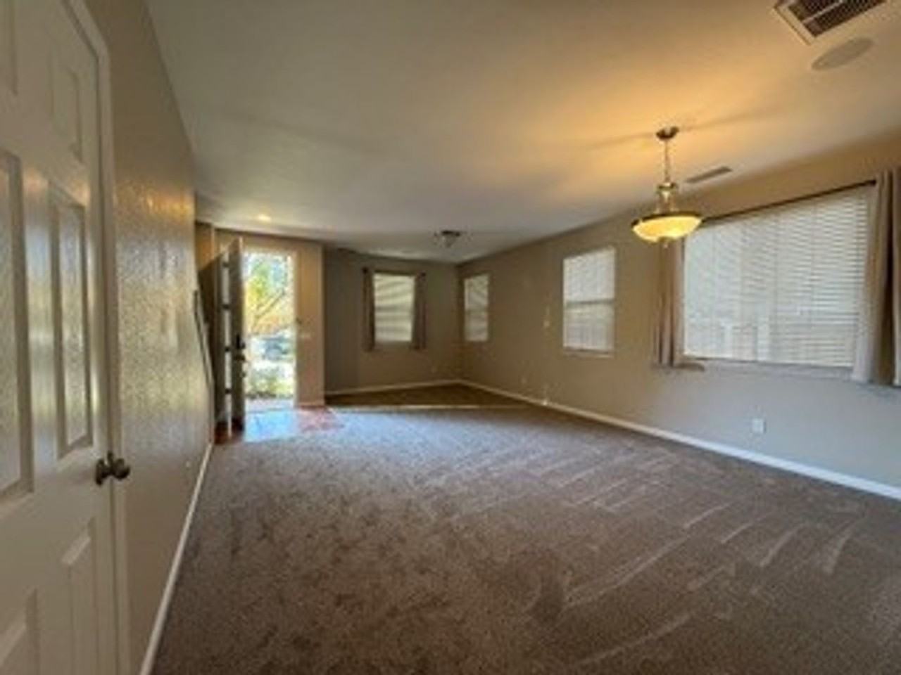 435 Reno Rental Finders - 435 Stradella Ct., Reno, NV 89521 - Photo 4 of 21