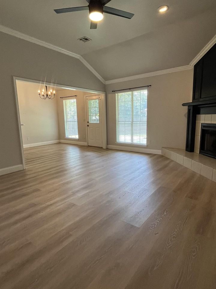 401 Whitehouse Circle #1 - Photo 3 of 10