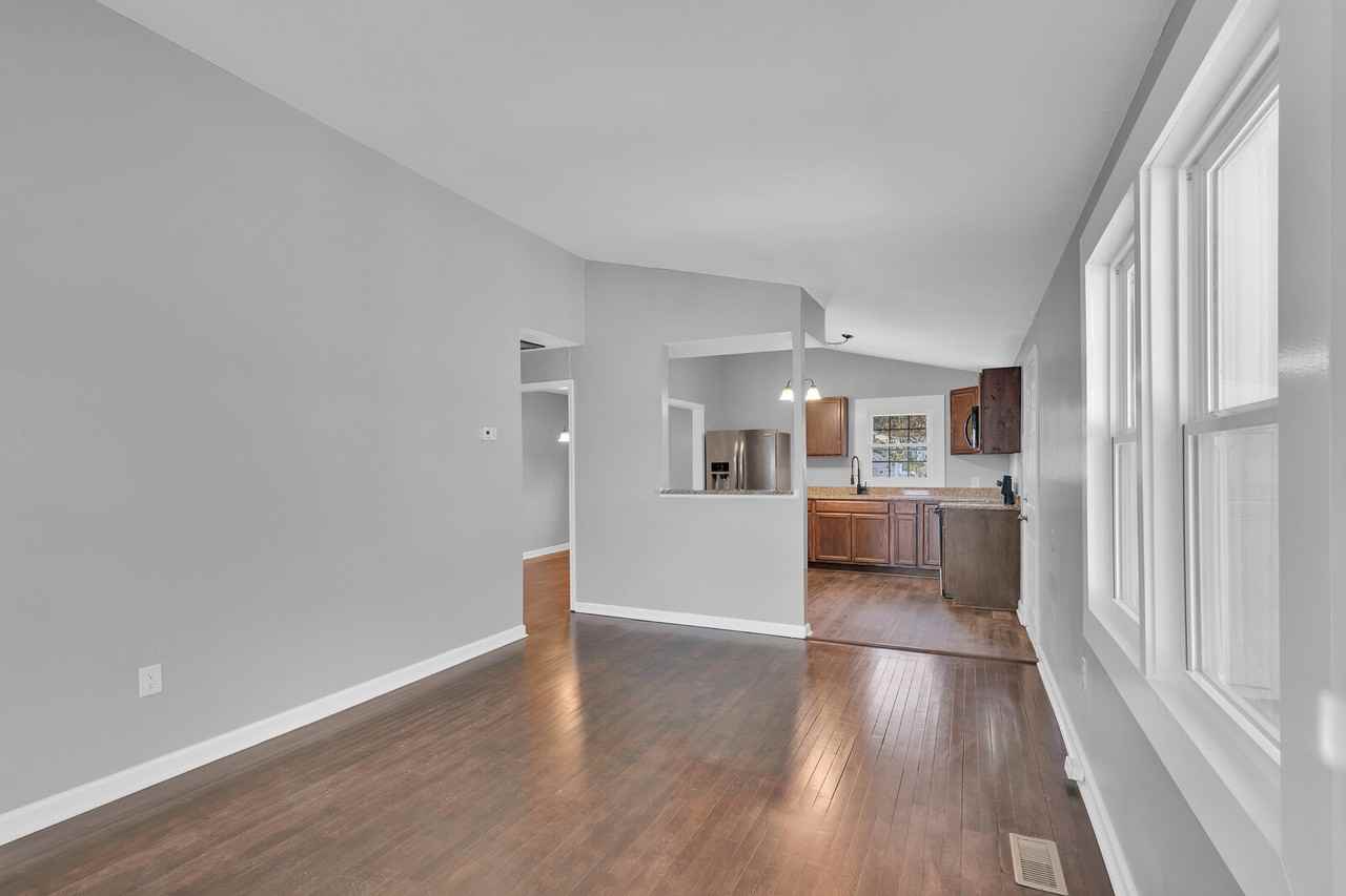 1004 East Russell Court #1 - Photo 4 of 20