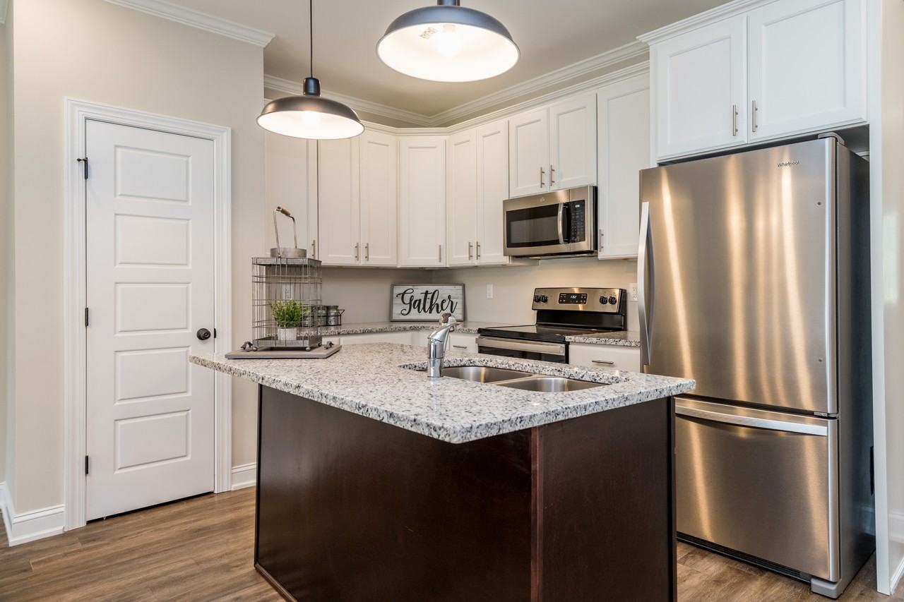 31 Thunderbolt Street #5 - Photo 2 of 17