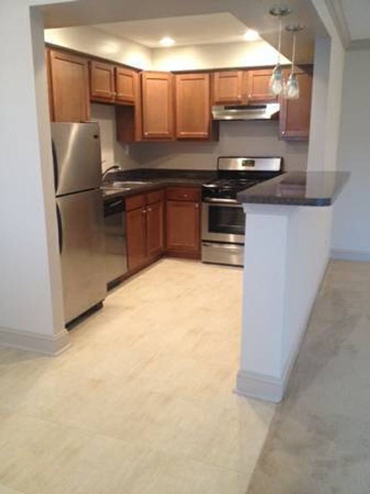 Imperial House - Photo 2 of 23