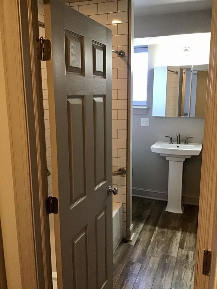 Imperial House - Photo 4 of 23