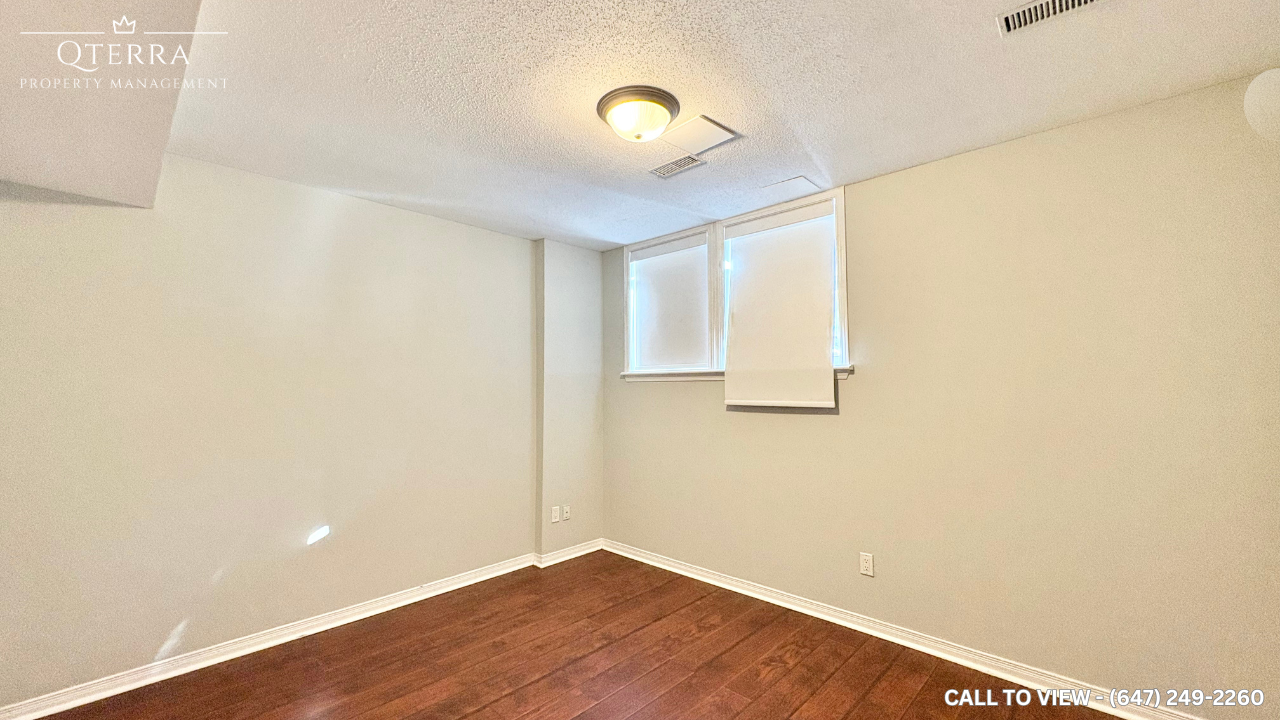 243 Deercroft Avenue - Photo 4 of 10