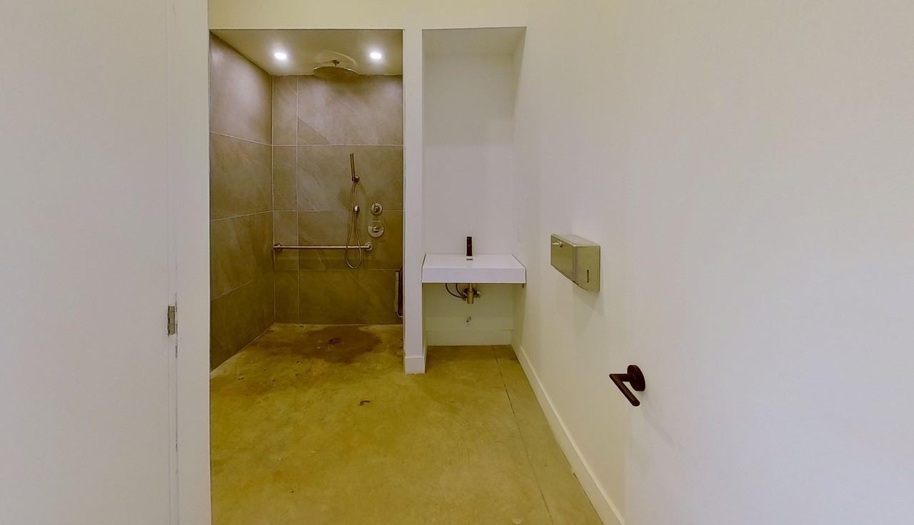 329 Catherine Street #1 - Photo 7 of 10