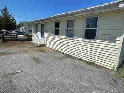 513 North Wildwood Boulevard #9 - Photo 2 of 32