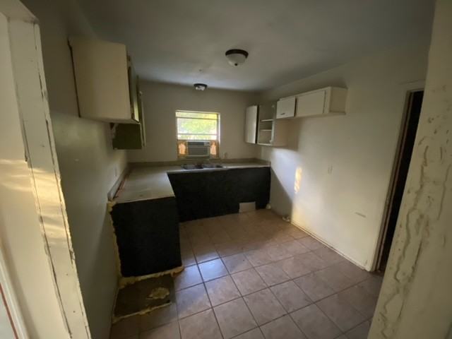 555 555 E Voorhis AvenueApt. 1 #1 - Photo 3 of 10