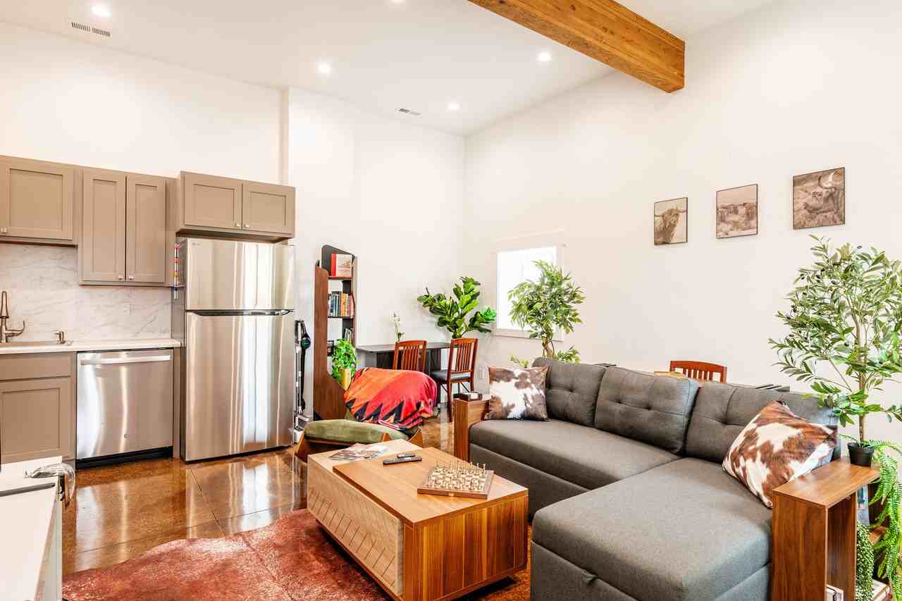 519 N Gould St #517 - Photo 4 of 34