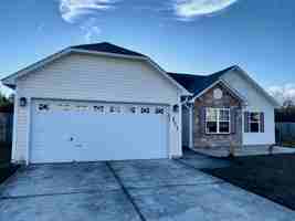 featured image of 211 Hidden Oaks Dr #1