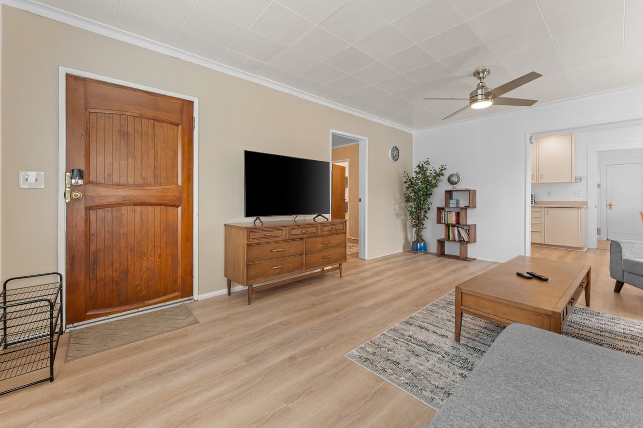 1612 E 29th St #1 - Photo 3 of 26