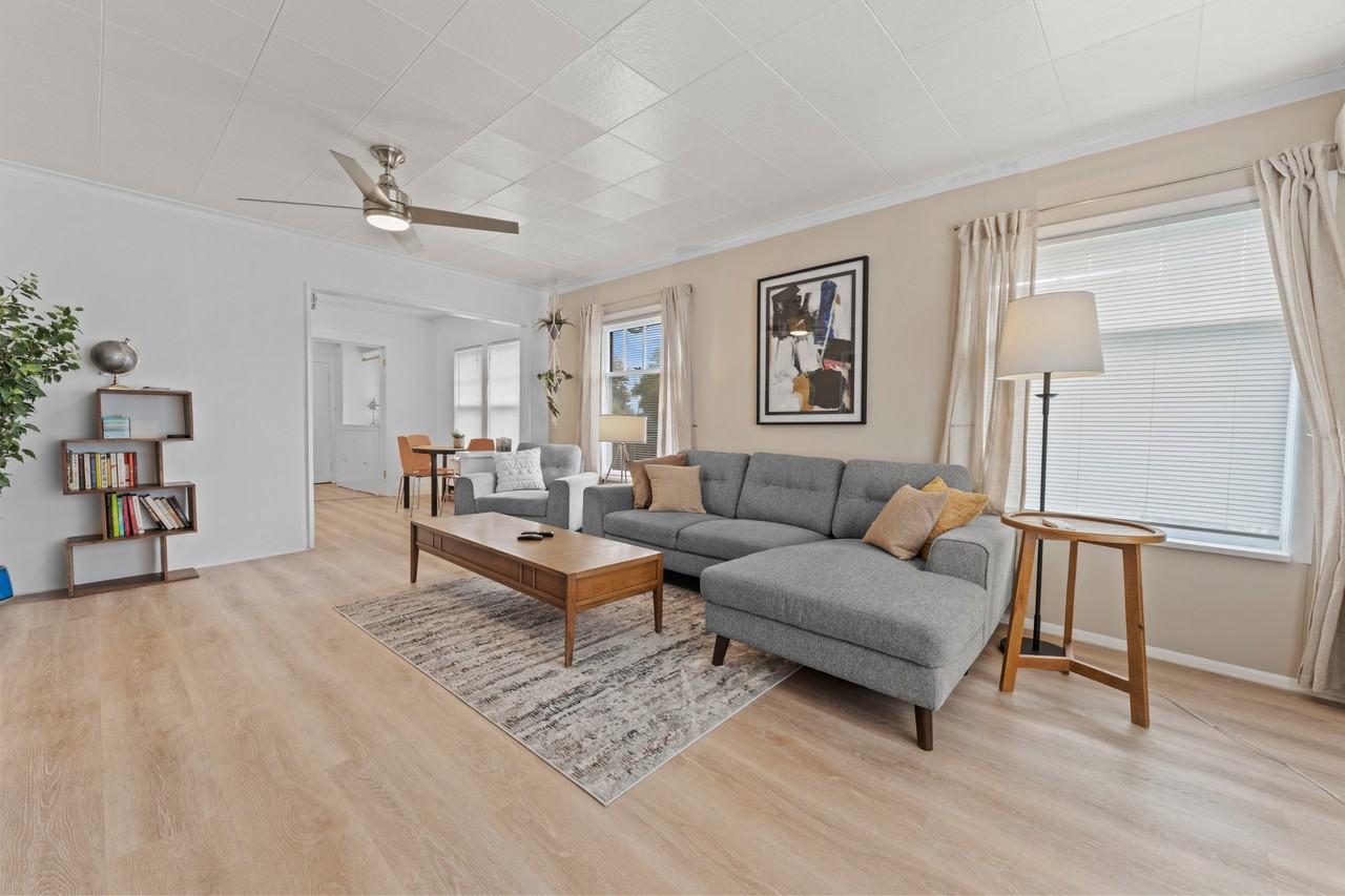 1612 E 29th St #1 - Photo 4 of 26