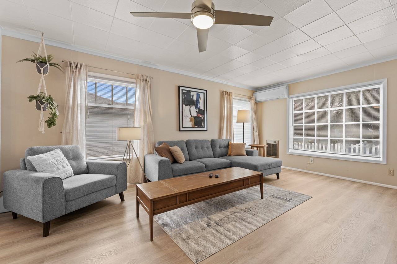 1612 E 29th St #1 - Photo 5 of 26