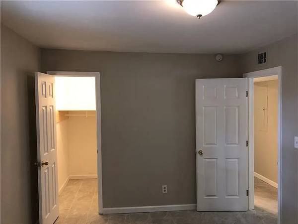 584 Springwood Drive #584 - Photo 7 of 9