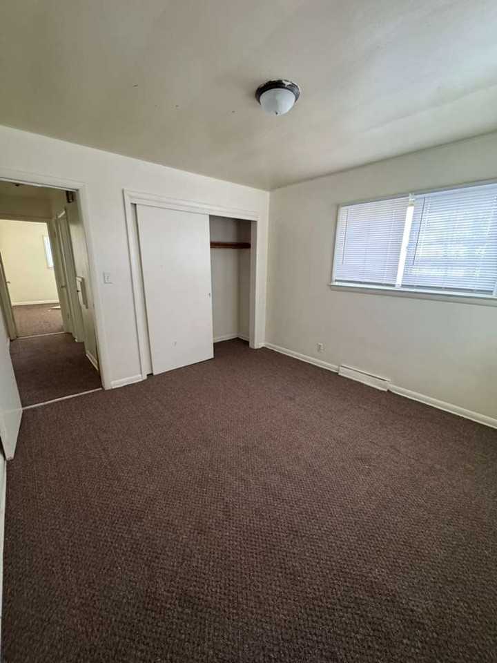 6426 N 87th St #1 - Photo 6 of 8