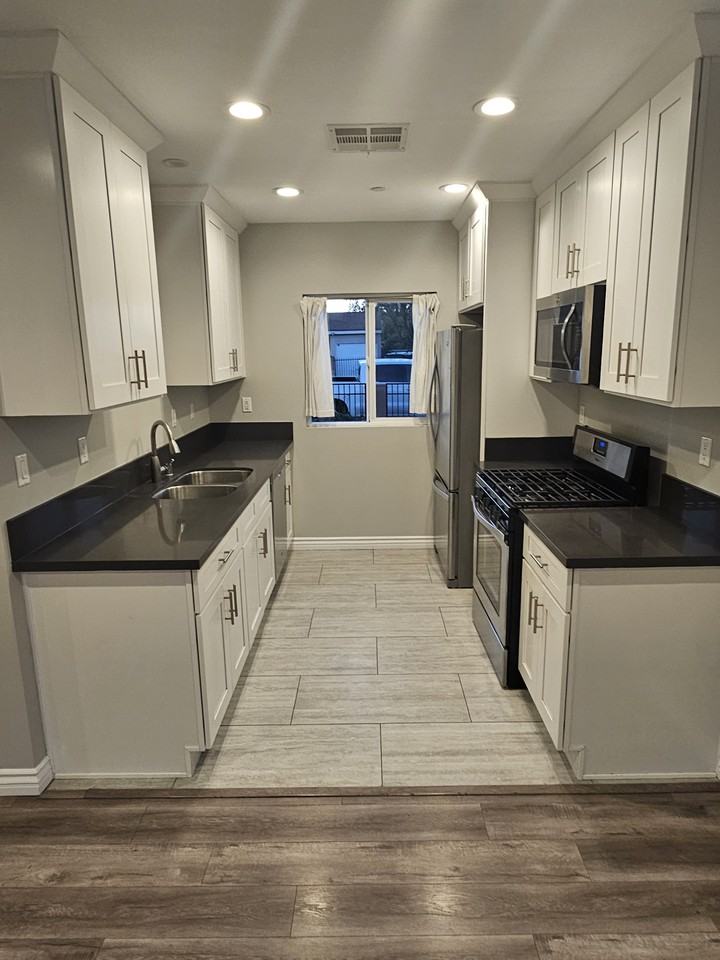 7544 Denny Avenue #7544 - Photo 5 of 30