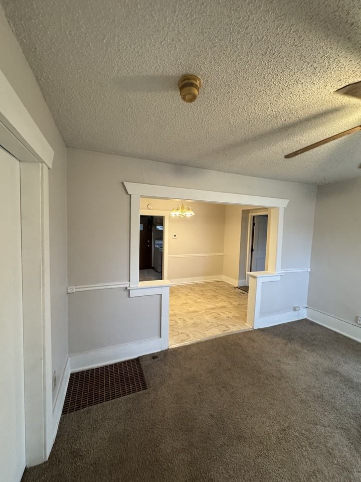 2508 Southeast Kentucky Avenue #1 - Photo 2 of 9