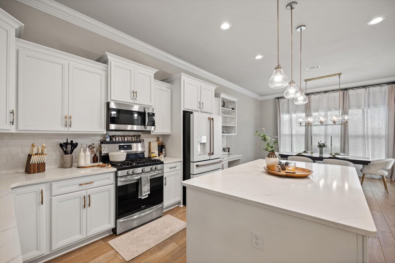 212 Blaze Blvd #1 - Photo 6 of 40