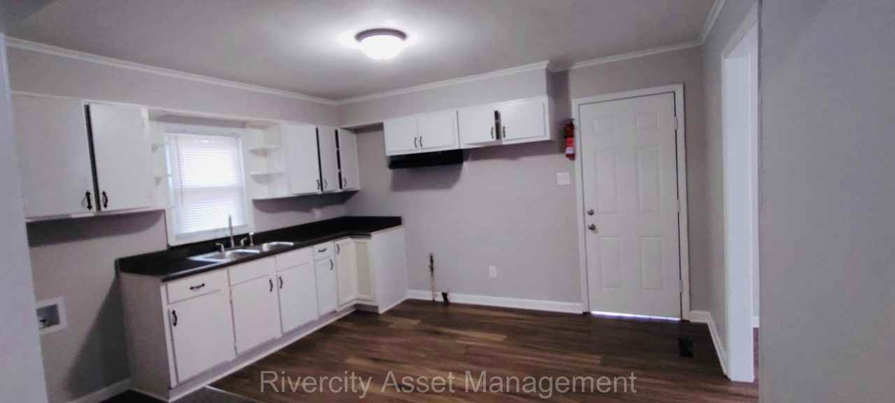 2023 Portland Ave #1 - Photo 4 of 12