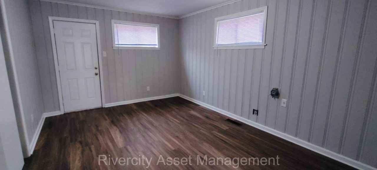 2023 Portland Ave #1 - Photo 5 of 12