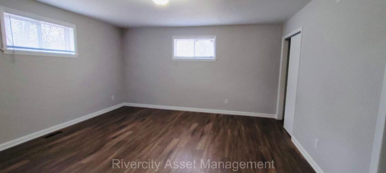 2023 Portland Ave #1 - Photo 6 of 12