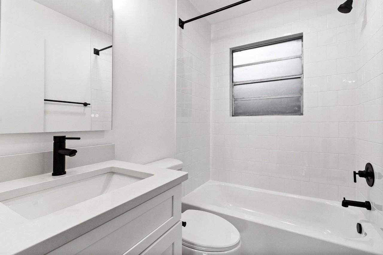 Briarcliff Terrace - Photo 7 of 50