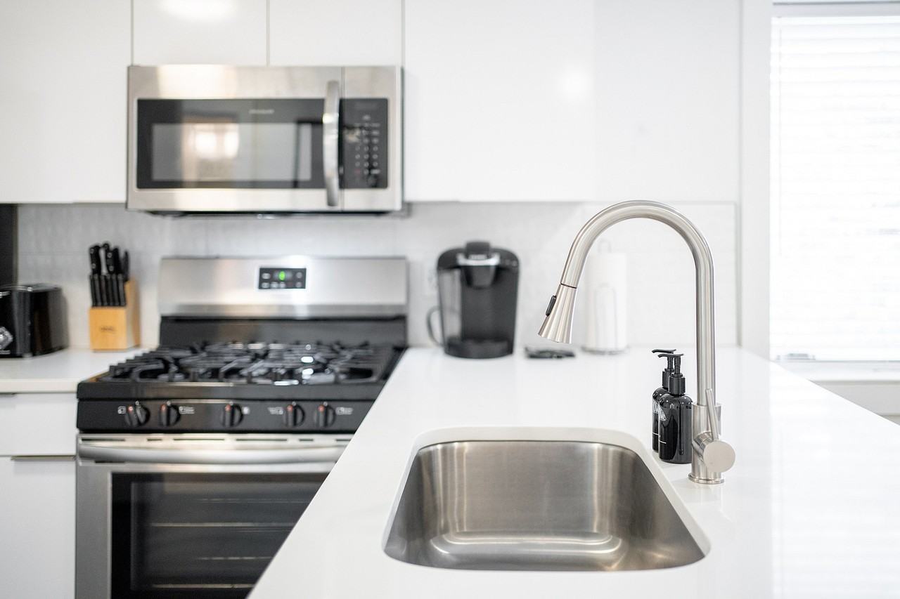 Crescent Apartments - Photo 3 of 50
