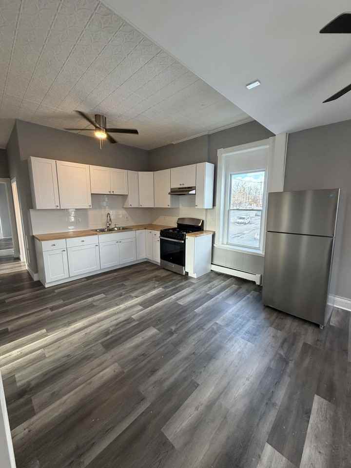 241 Saratoga Street #2 - Photo 2 of 16