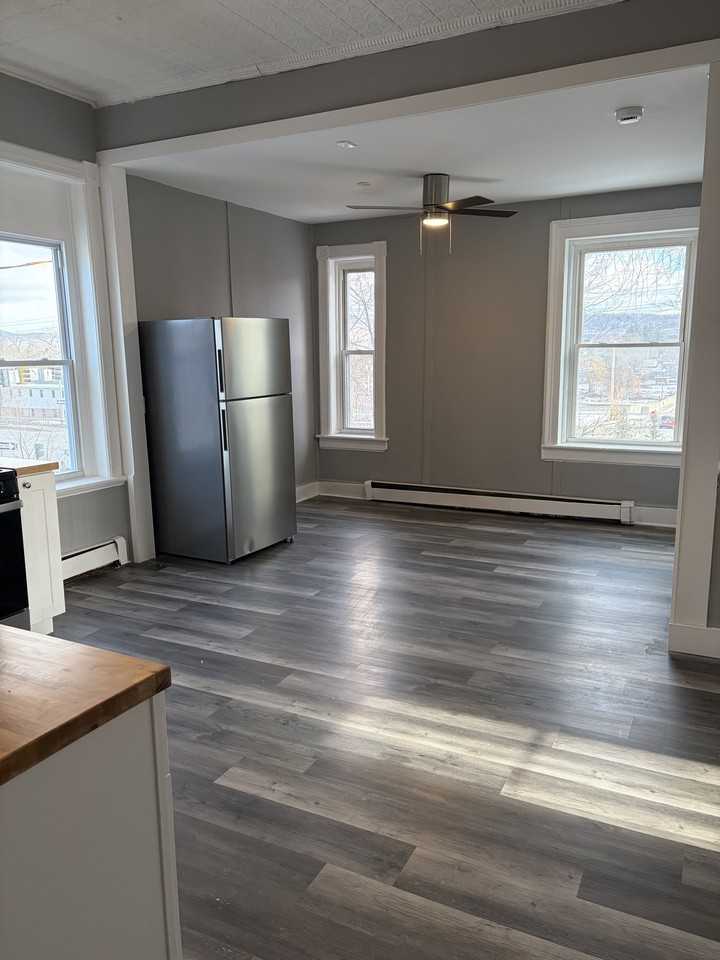 241 Saratoga Street #2 - Photo 3 of 16