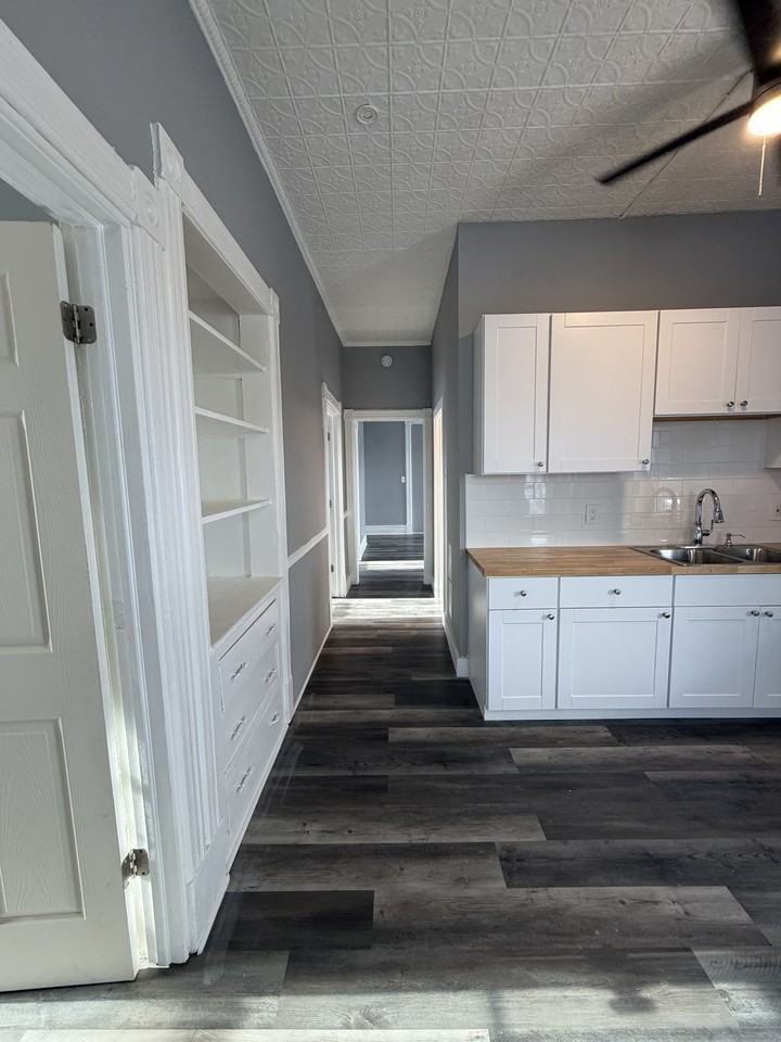 241 Saratoga Street #2 - Photo 5 of 16